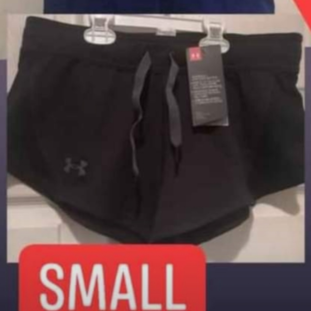 UNDER ARMOUR  NEW SHORT